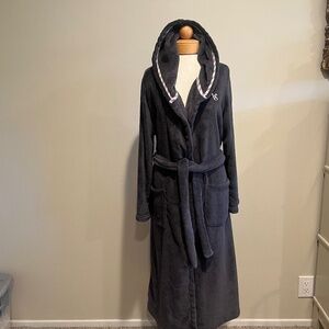 Victoria’s Secret Fleece Long Sleeve Hooded Bathrobe Gray Size Small